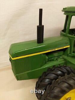 1/16 Ertl Farm Toy John Deere 8630 Tractor