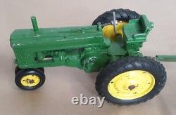 1/16 Eska 1950's John Deere 620 Toy Tractor With Large Combine Implement Metal