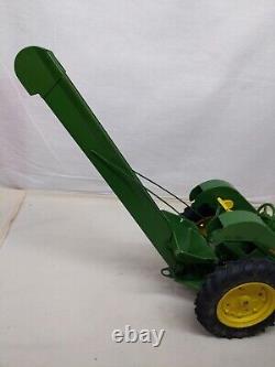 1/16 Eska Farm Toy John Deere 3010 Tractor WithCorn Picker Long nose & Wagon Set