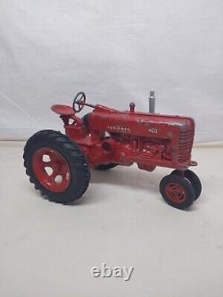 1/16 Eska Farm Toy McCormick Farmall 400 Tractor