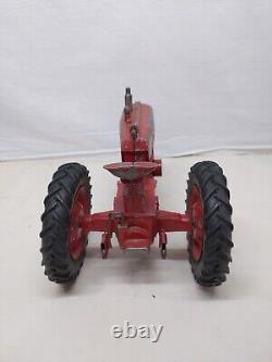 1/16 Eska Farm Toy McCormick Farmall 400 Tractor #4