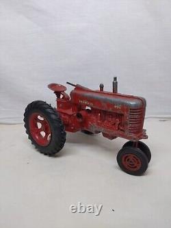 1/16 Eska Farm Toy McCormick Farmall 400 Tractor #4