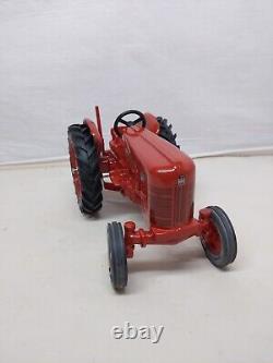 1/16 Farm Toy International Harvester 300 Utility Tractor Custom