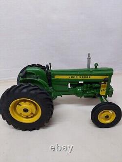 1/16 John Deere Farm Toy Dave Nolt Model 420 Wide Front Tractor