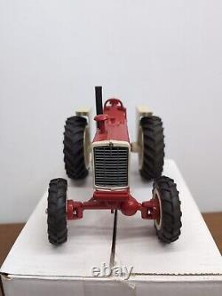 1/16 Scale Models International Farmall 1206 Tractor 4wd 19th Ontario Show