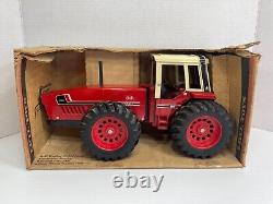 1/16 Scale Vintage ERTL International Harvester 3588 2+2 Tractor (Original Box)