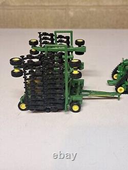 1/64th Scale John Deere 9470rx Tractor with 1990 CCS Air Seeder Die-cast Ertl