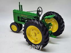 1939 John Deere Model B Narrow Front Tractor By Scale Models / Ertl 1/8 Scale