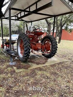 1949 Farmall H Tractor