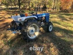 1980 Ford 1700 Utility Tractor PTO 3PT Diesel 12/4 Speed 25hp