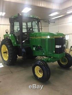 1993 John Deere 7600 Tractor