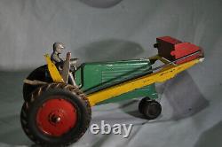 2 Oliver Aluminum Silk 1/16 farm tractors with figures