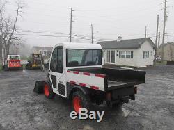 2004 Bobcat 5600 Toolcat 4x4 Utility Vehicle with Cab & Loader