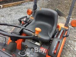 2005 Kubota B7400 4x4 Compact Tractor with Belly Mower