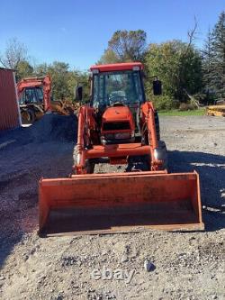 2008 Kubota L5030 4x4 Hydro 50Hp Compact Tractor with Cab & Loader NO DOORS