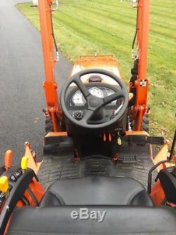 2013 Kubota B3200 Tractor, 32 HP, 4x4, Hydro, 90 Hrs, LA504 Loader 60 Mid Mower