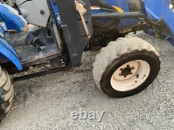 2013 New Holland Boomer 40 4x4 Hydro 40Hp Compact Tractor with Loader