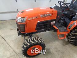 2014 Kubota B3300SU Tractor, 4WD, Hydro, R4 Tires, 133 Hours
