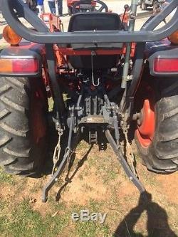 2014 Kubota L3800 4x4 Tractor with Loader