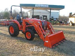 2016 KUBOTA L3301 4X4 LOADER TRACTOR ONLY 36 HOURS full warranty