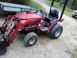 2016 Mahindra Loader/backhoe Tractor Only 130hrs