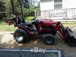 2016 Mahindra Loader/backhoe Tractor Only 130hrs
