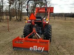 2017 KUBOTA L3301 HST 4x4 loader tractor. With Box Blade! FREE DELIVERY