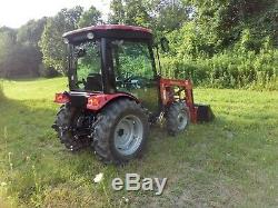 2018 Mahindra 2638 HST Compact Utility Tractor With Loader Excellent Condition