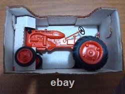 Allis Chalmers B 1/16 Diecast Farm Tractor Replica By Pioneer Collectibles
