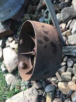 Antique Cast Iron Tractor Belt Pulley 17in w 7in 1.5in hub Farm Implement