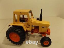 CASE 1370 504 TURBO, CAB, NICE ORIGINAL Tractor