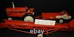 Carter Tru-scale M 1952 Tractor With Portable Elevator, Tractor Spreader. 3 Pcs