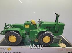 ERTL John Deere Tractor Precision Classics #22 Model # 8020. Size 116