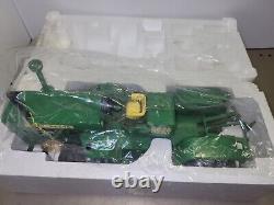 ERTL John Deere Tractor Precision Classics #22 Model # 8020. Size 116