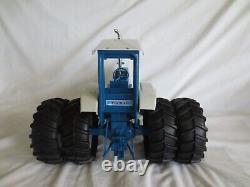 Ertl 1/12 Scale Diecast Ford 9000 Farm Toy Tractor