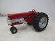 Ertl 1/16 Farmall 560 Fly'n Puller Pulling Farm Toy Tractor