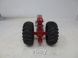 Ertl 1/16 Farmall 560 Fly'n Puller Pulling Farm Toy Tractor