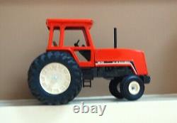 Ertl 1/16 Scale Allis Chalmers 8050 Fwa Duals Farm Toy Tractor. Shelf Displayed