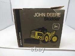 Ertl 1/16 Scale Diecast John Deere Log Skidder Farm Toy Tractor