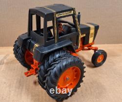 Ertl Case Agri King 1070 Black Knight Demonstrator 116 Diecast Tractor with Duals