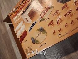 Ertl Farm Country 46-Piece Animal Shed Set OPEN BOX NEVER USED SEE PICS