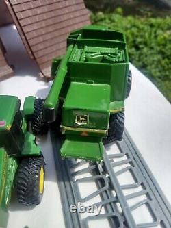 Ertl Farm Country John Deere Set Diecast Tractors Animals Equipment Playset