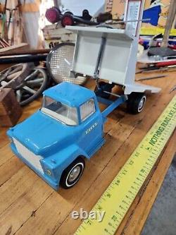 Ertl International Tilt Bed Truck vintage 1/16 farm toy tractor implement