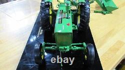 Ertl John Deere 3020 Tractor With Loader 2005 Sales Preformance Award 1/16 READ AD