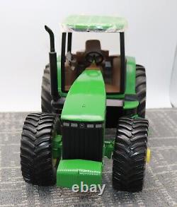 Ertl John Deere 8210 Tractor 116 Scale No Box Die-Cast Farm Toy