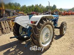 Ford 3910 III Utility Tractor MINT ORIGINAL CONDITION MFWD 4x4 Diesel 3PT PTO
