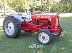 Ford 641 Workmaster Farm Tractor
