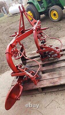 Ford Dearborn 10-17 3 Point Hitch Farm Plow Complete