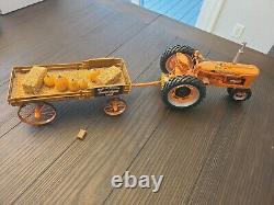 Franklin Mint Halloween Farm Tractor With Wagon Harvest Hollow Farms Farmall H