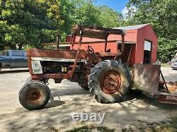 International 1466 Farm Tractor